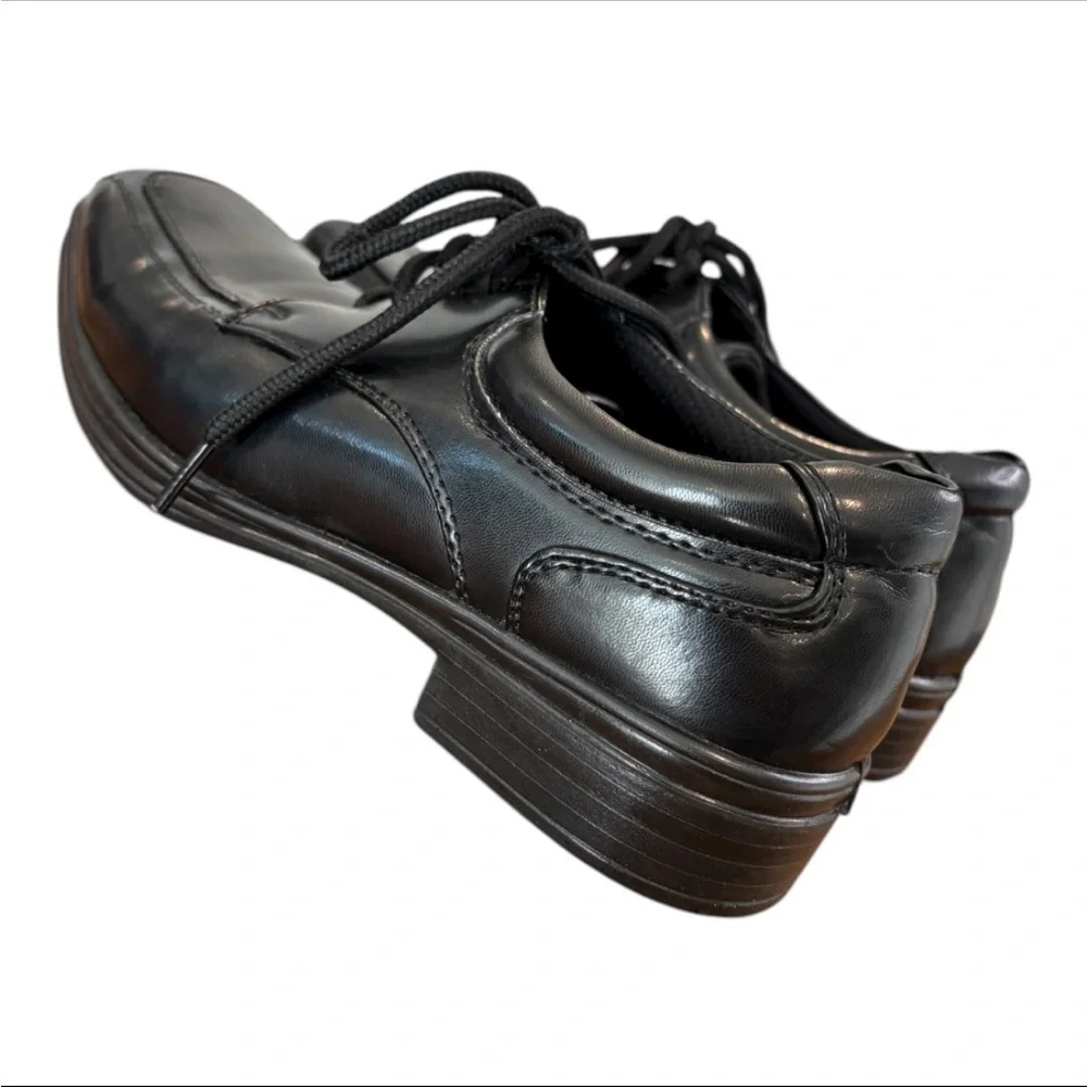 Deer Stags Sleek Kids Black Oxford Dress Shoes